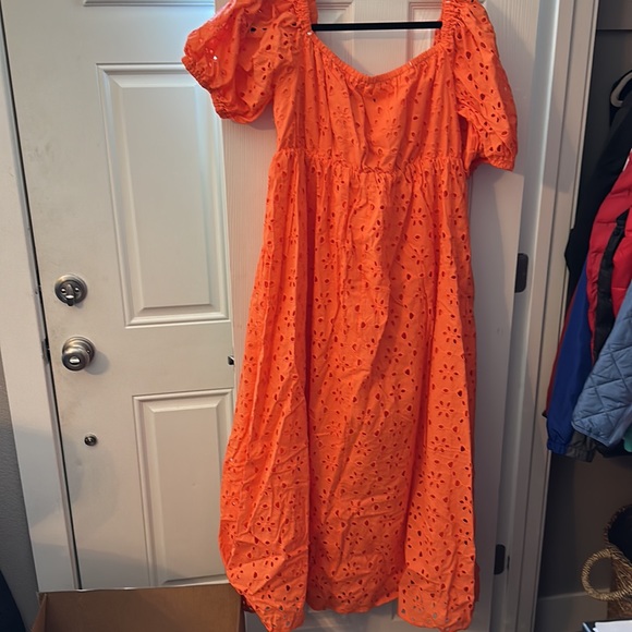 SOLD OUT ONLINE PRICE FIRM ELOQUII Eyelet Tie Front Maxi Dress - Picture 8 of 11